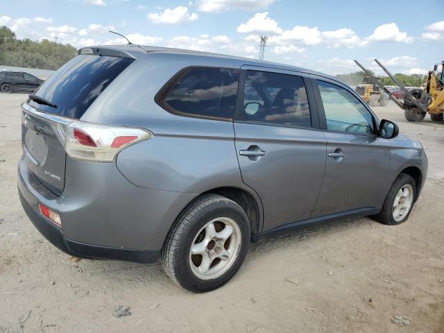 Photo 3 from auction – 2014 MITSUBISHI OUTLANDER with VIN JA4AD2A3XEZ004048