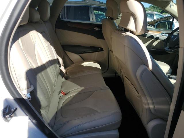 Photo 11 from auction – 2018 LINCOLN MKC SELECT with VIN 5LMCJ2D99JUL01092