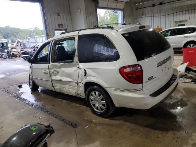 Photo 2 from auction – 2005 CHRYSLER TOWN & COU with VIN 2C4GP54L75R422355
