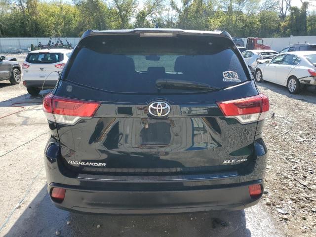 Photo 6 from auction – 2018 TOYOTA HIGHLANDER with VIN 5TDJZRFH6JS832940