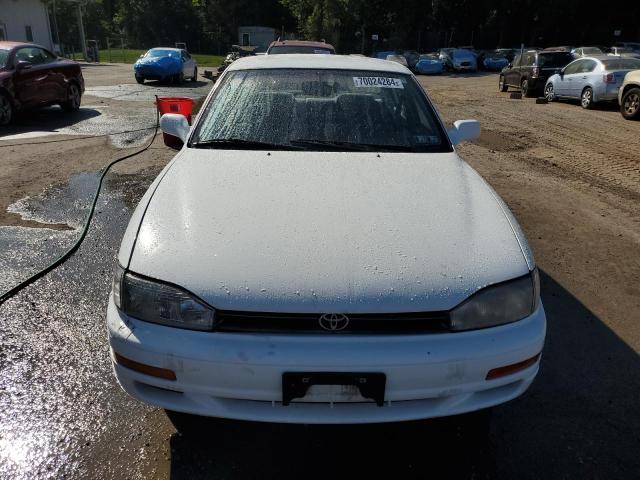 Photo 5 from auction – 1994 TOYOTA CAMRY LE with VIN JT2SK12E0R0225798