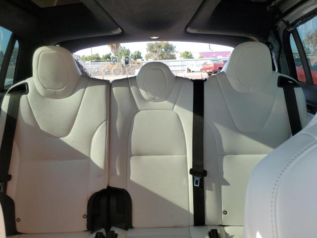 Photo 10 from auction – 2018 TESLA MODEL X with VIN 5YJXCAE28JF112697
