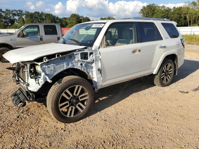 Photo 1 from auction – 2017 TOYOTA 4RUNNER SR with VIN JTEZU5JR3H5150975
