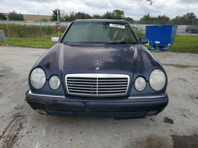 Photo 5 from auction – 1997 MERCEDES-BENZ E 320 with VIN WDBJF55F4VJ025769