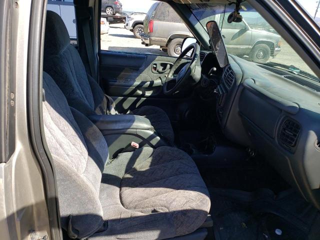 Photo 7 from auction – 1999 GMC SONOMA with VIN 1GTCS19X0X8530851