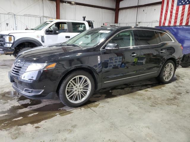 LINCOLN MKT 2019 with VIN 2LMHJ5AT2KBL03384 - Photo from auction