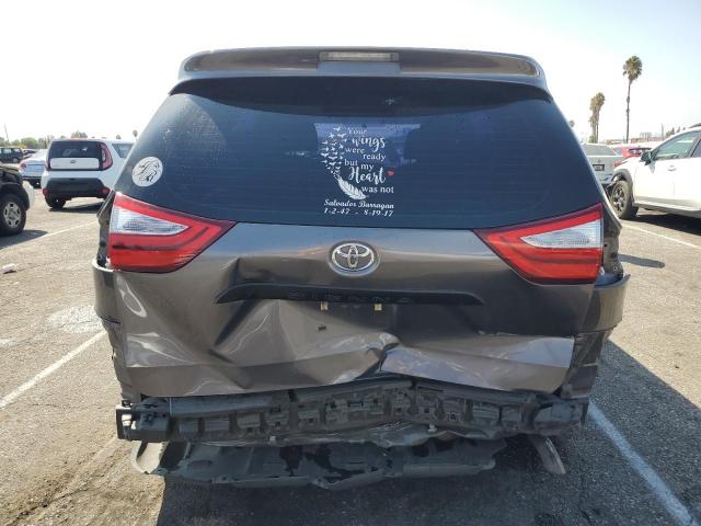Photo 6 from auction – 2017 TOYOTA SIENNA with VIN 5TDZZ3DC6HS855152