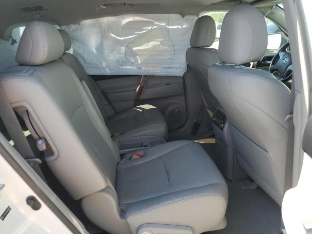 Photo 11 from auction – 2010 TOYOTA HIGHLANDER with VIN JTEYK3EHXA2104798