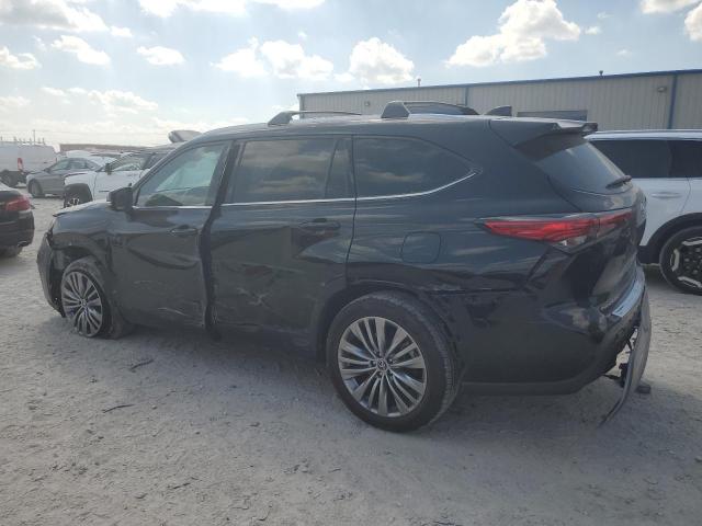 Photo 2 from auction – 2023 TOYOTA HIGHLANDER with VIN 5TDKDRAH2PS044501