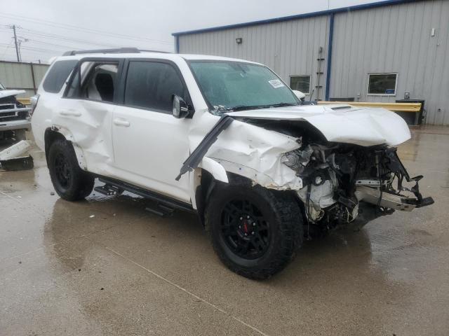 Photo 4 from auction – 2019 TOYOTA 4 RUNNER with VIN JTEBU5JRXK5635929