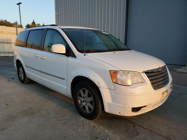 Photo 4 from auction – 2010 CHRYSLER TOWN & COU with VIN 2A4RR5D16AR285351