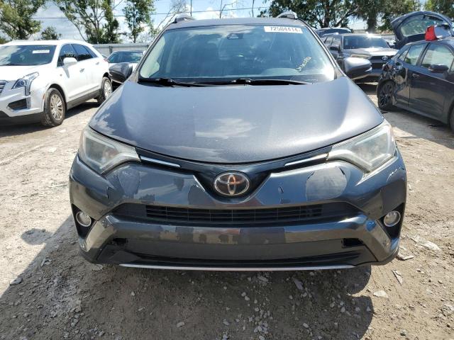 Photo 5 from auction – 2017 TOYOTA RAV4 XLE with VIN JTMRFREV5HJ141053