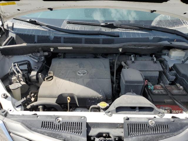 Photo 12 from auction – 2011 TOYOTA SIENNA XLE with VIN 5TDDK3DC3BS024133