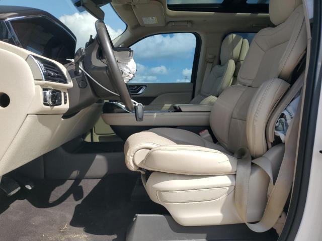 Photo 7 from auction – 2019 LINCOLN NAVIGATOR with VIN 5LMJJ3LT9KEL16780