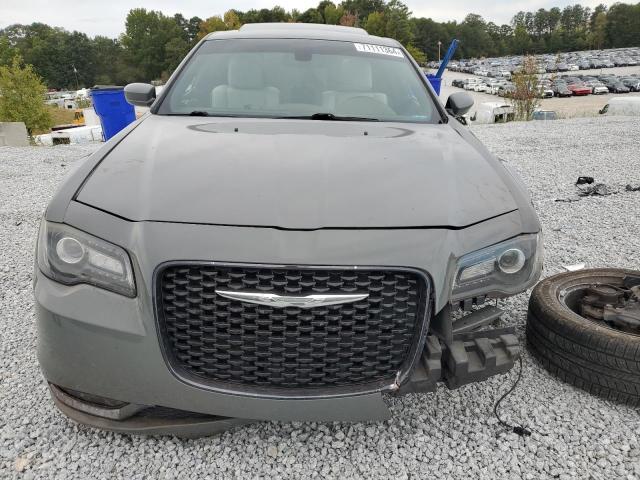 Photo 5 from auction – 2017 CHRYSLER 300 S with VIN 2C3CCABG1HH614510