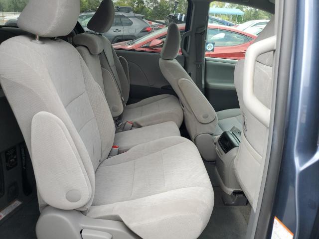 Photo 11 from auction – 2017 TOYOTA SIENNA LE with VIN 5TDKZ3DCXHS868004