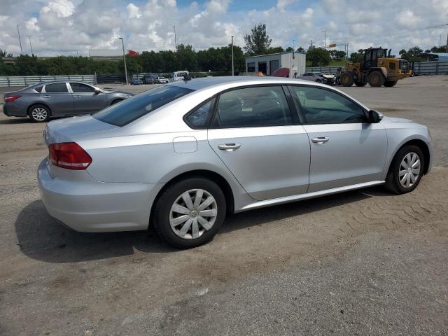 Photo 3 from auction – 2012 VOLKSWAGEN PASSAT S with VIN 1VWAP7A31CC034207