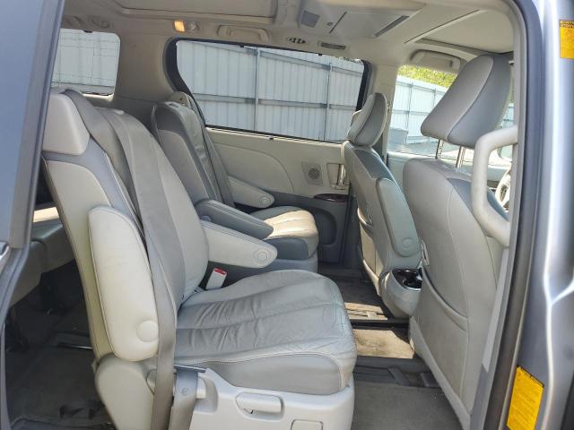 Photo 11 from auction – 2013 TOYOTA SIENNA XLE with VIN 5TDDK3DC5DS059971