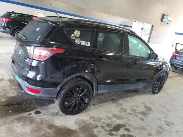 Photo 3 from auction – 2017 FORD ESCAPE SE with VIN 1FMCU9GD2HUD35761