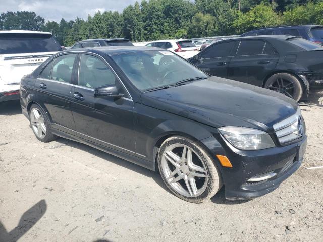 Photo 4 from auction – 2011 MERCEDES-BENZ C 300 with VIN WDDGF5EB2BF635327