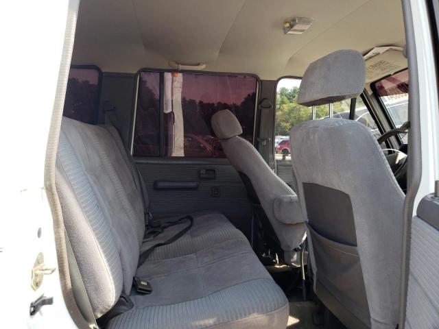 Photo 11 from auction – 1990 ISUZU TROOPER with VIN JACCH58R9L8915391