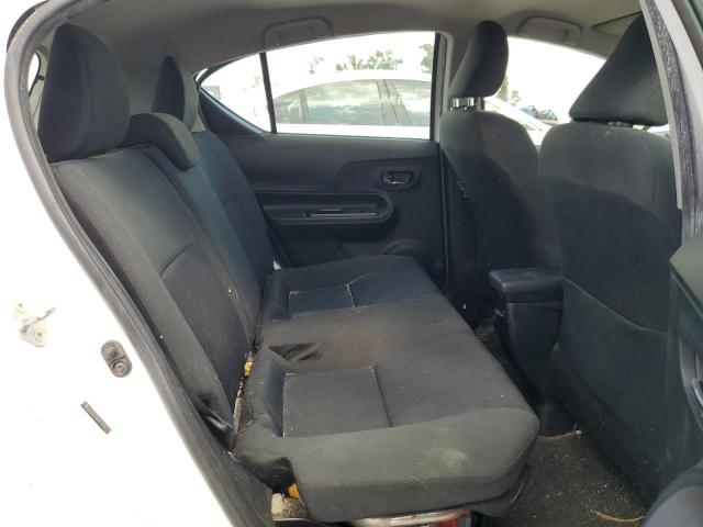 Photo 11 from auction – 2015 TOYOTA PRIUS C with VIN JTDKDTB36F1095771