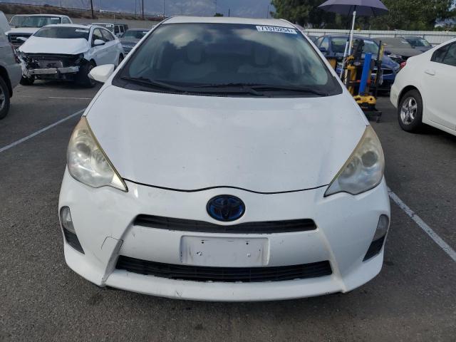Photo 5 from auction – 2013 TOYOTA PRIUS C with VIN JTDKDTB37D1534117