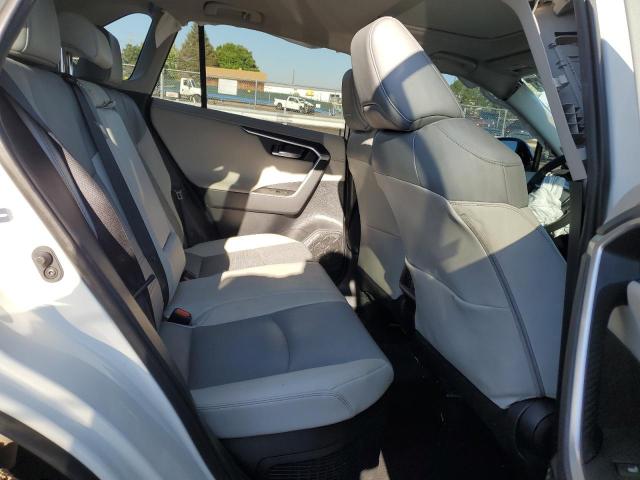 Photo 11 from auction – 2021 TOYOTA RAV4 LIMIT with VIN 4T3D6RFV7MU050404