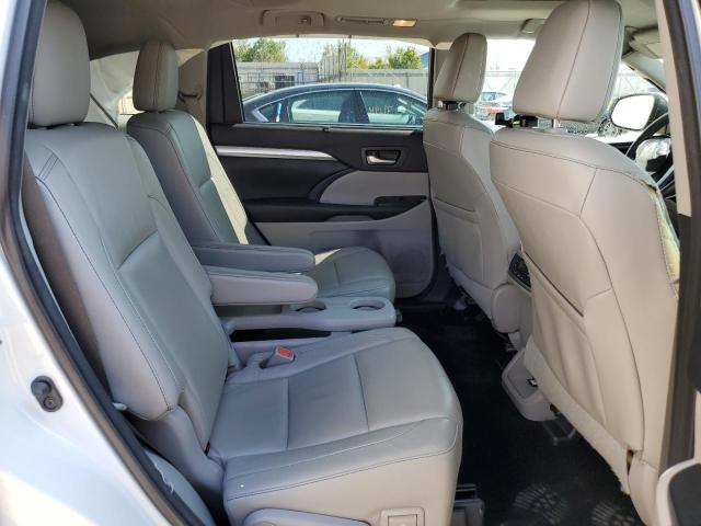 صورة رقم 11 من المزاد - 2017 TOYOTA HIGHLANDER مع VIN 5TDJZRFH5HS515807