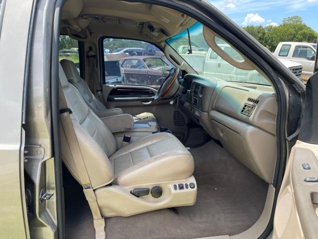 Photo 5 from auction – 2004 FORD EXCURSION with VIN 1FMSU43P74EC84390