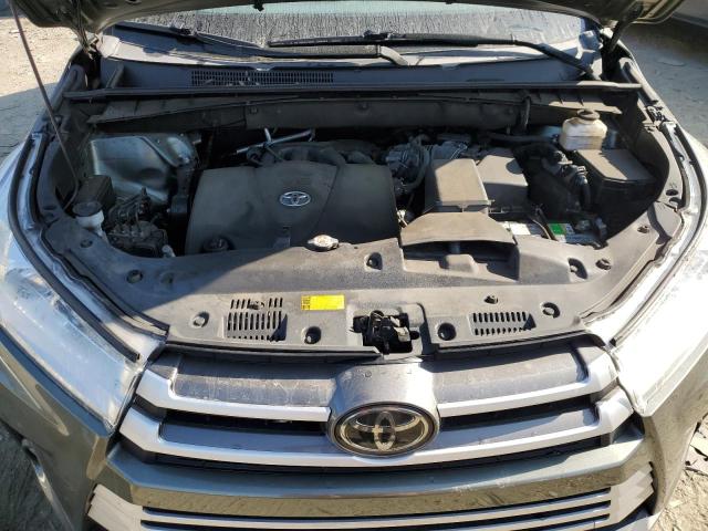 Photo 12 from auction – 2019 TOYOTA HIGHLANDER with VIN 5TDBZRFH6KS957751