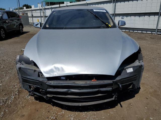 Photo 5 from auction – 2013 TESLA MODEL S with VIN 5YJSA1CN0DFP27827