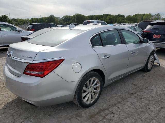 Photo 3 from auction – 2015 BUICK LACROSSE with VIN 1G4GA5G31FF137023