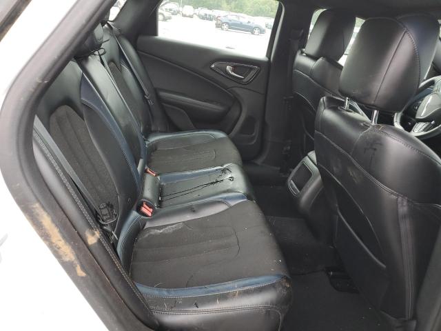Photo 10 from auction – 2015 CHRYSLER 200 S with VIN 1C3CCCBG3FN582644