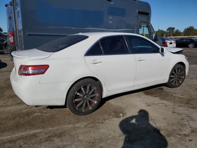 Фото 3 с аукциона – 2011 TOYOTA CAMRY BASE с VIN 4T4BF3EKXBR092203