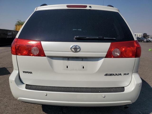 Photo 6 from auction – 2010 TOYOTA SIENNA XLE with VIN 5TDYK4CC8AS330669