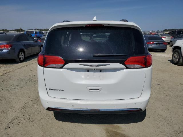 Photo 6 from auction – 2017 CHRYSLER PACIFICA T with VIN 2C4RC1BG4HR527426