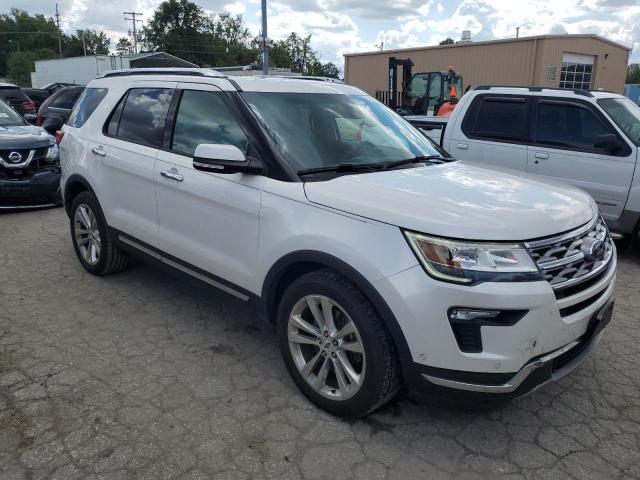 Photo 4 from auction – 2018 FORD EXPLORER L with VIN 1FM5K7FH4JGC35107