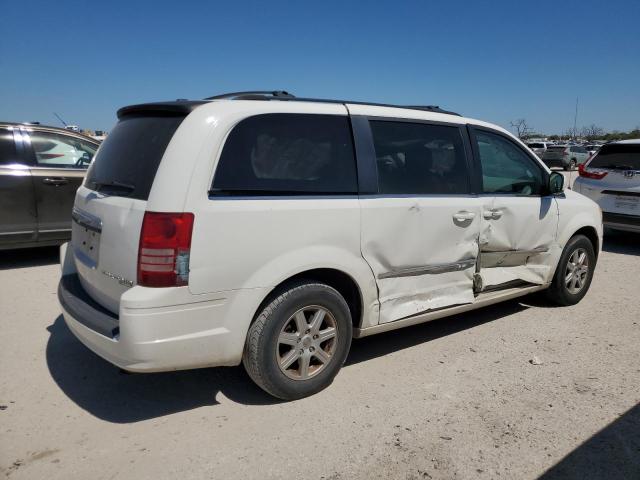 Photo 3 from auction – 2010 CHRYSLER TOWN & COU with VIN 2A4RR5D18AR492680