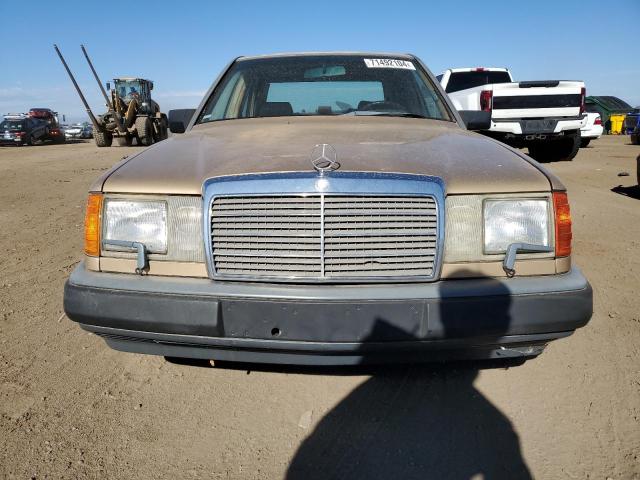 Photo 5 from auction – 1987 MERCEDES-BENZ 300 E with VIN WDBEA30D7HA517064