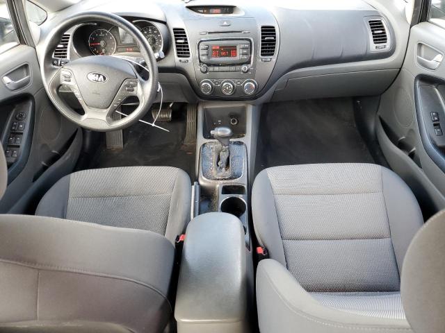 Photo 8 from auction – 2017 KIA FORTE LX with VIN 3KPFK4A7XHE035607