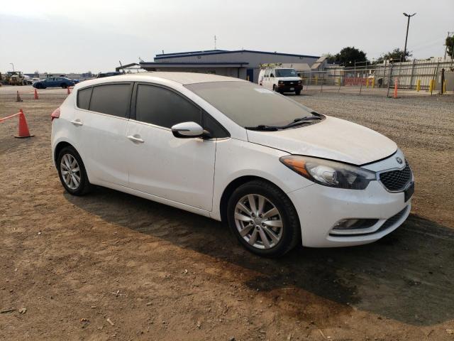 Foto 4 de la subasta – 2014 KIA FORTE EX con VIN KNAFX5A82E5165286