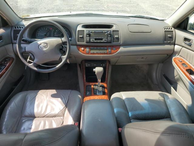 Photo 8 from auction – 2002 TOYOTA CAMRY LE with VIN 4T1BF30KX2U024288