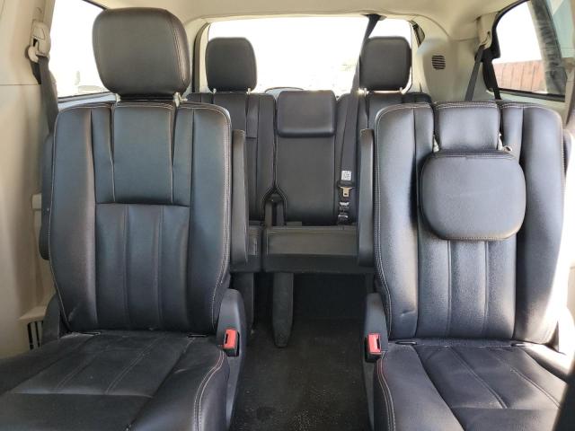 Photo 10 from auction – 2015 CHRYSLER TOWN & COU with VIN 2C4RC1BG8FR696426
