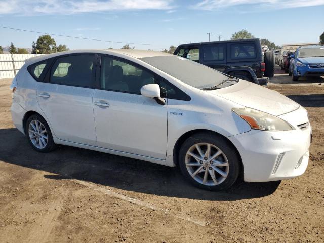 Photo 4 from auction – 2012 TOYOTA PRIUS V with VIN JTDZN3EU1C3054254