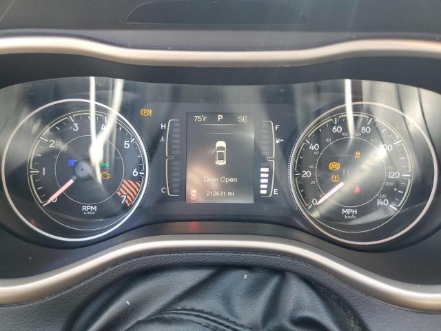 Photo 9 from auction – 2014 JEEP CHEROKEE L with VIN 1C4PJMCB2EW149871