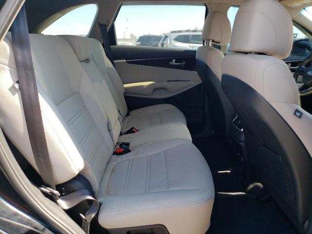 Photo 11 from auction – 2017 KIA SORENTO LX with VIN 5XYPG4A38HG281237