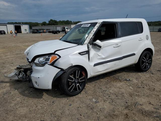 KIA SOUL + 2011 with VIN KNDJT2A2XB7726269 - Photo from auction