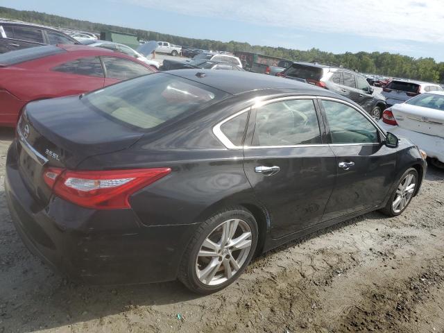 Photo 3 from auction – 2017 NISSAN ALTIMA 3.5 with VIN 1N4BL3AP1HC156111