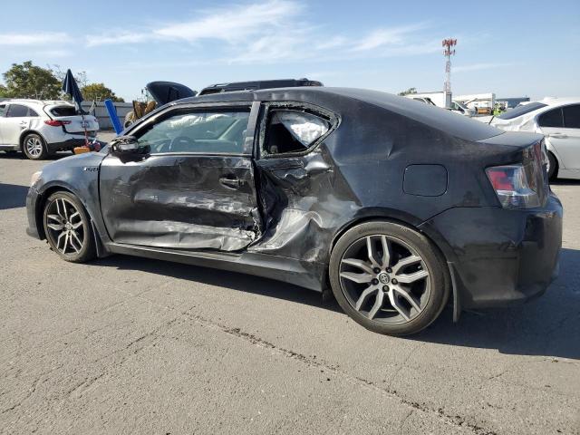 Photo 2 from auction – 2015 TOYOTA SCION TC with VIN JTKJF5C74F3093677